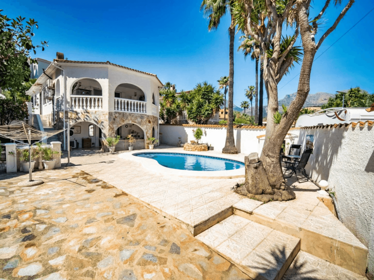 Villa for sale in Alfaz Del Pi, Alicante